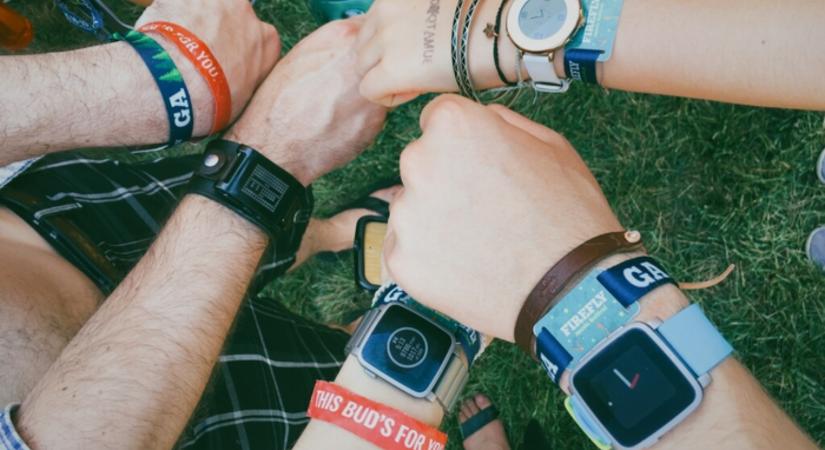 Pebble lesz a feltámasztott Pebble-k neve