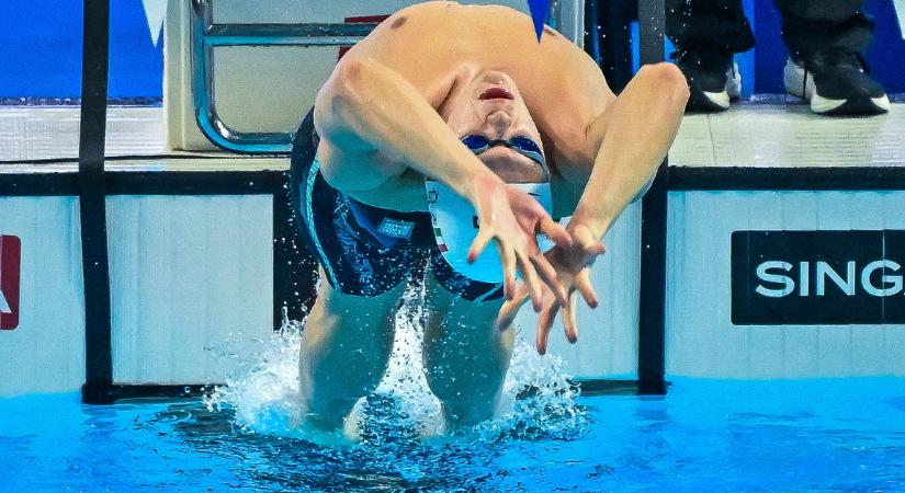 Kós Hubert országos csúccsal, legjobb idővel jutott világbajnoki döntőbe Szingapúrban