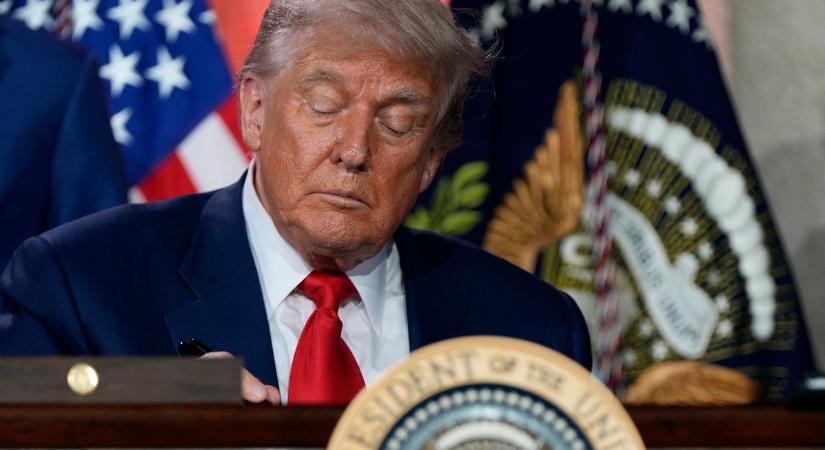 Donald Trump az 50 napos határidő lerövidítésével fenyegeti Oroszországot