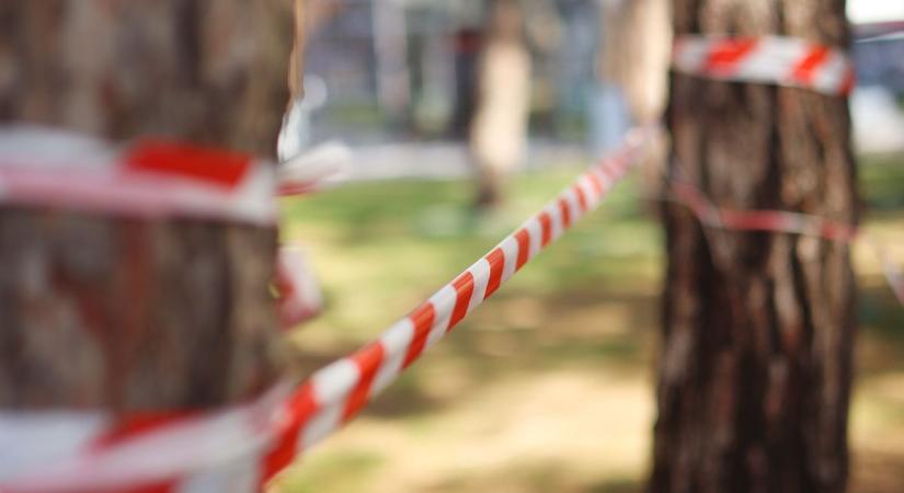 Gyorsan kellett lépni a városüzemeltetésnek, lezárják ezt a utcaszakaszt