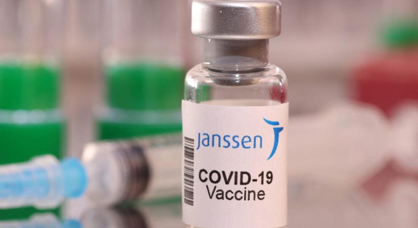 Bejelentették: Megjelent Magyarországon az új Covid-variáns – ezek a tünetei