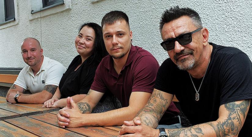 OTT JÁRTUNK: Mikrofont mindenkinek! – Ilyen volt az első HangON (RIPORTFOTÓK)