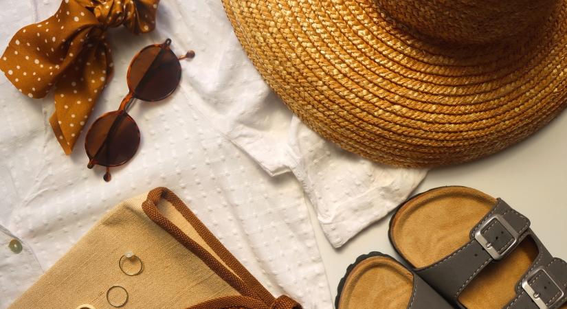 Augusztusi must-have: 5 kiegészítő, amitől minden szetted drágábbnak néz ki
