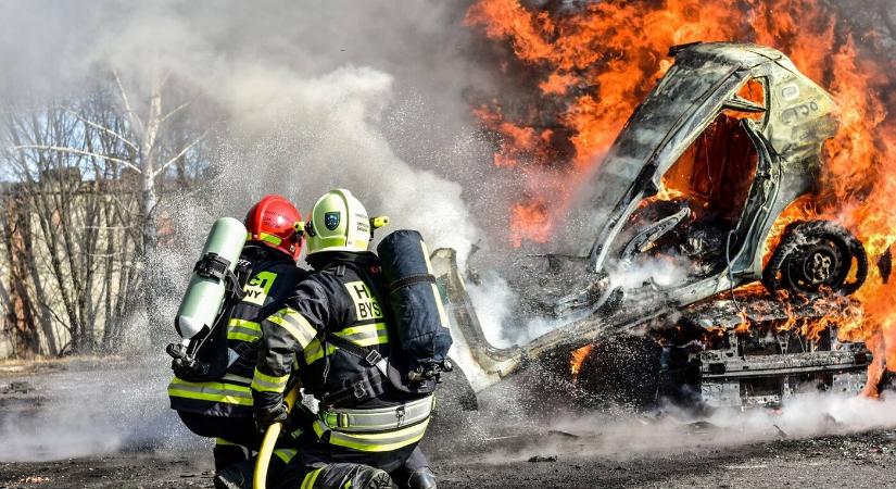 A tűzoltóság múlt héten 200 tűzesethez vonult ki
