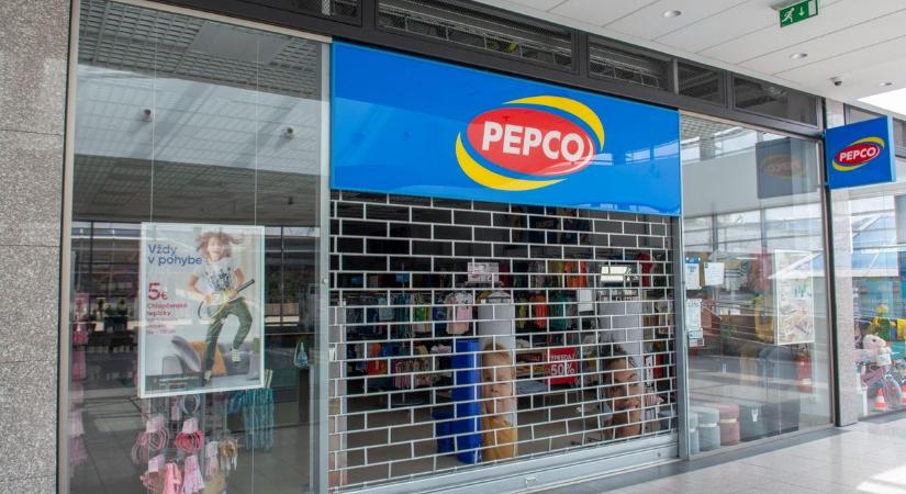 Lehúzza a rolót az egyik leghíresebb üzletlánc, amely 9 boltot üzemeltet a Jászkunságban