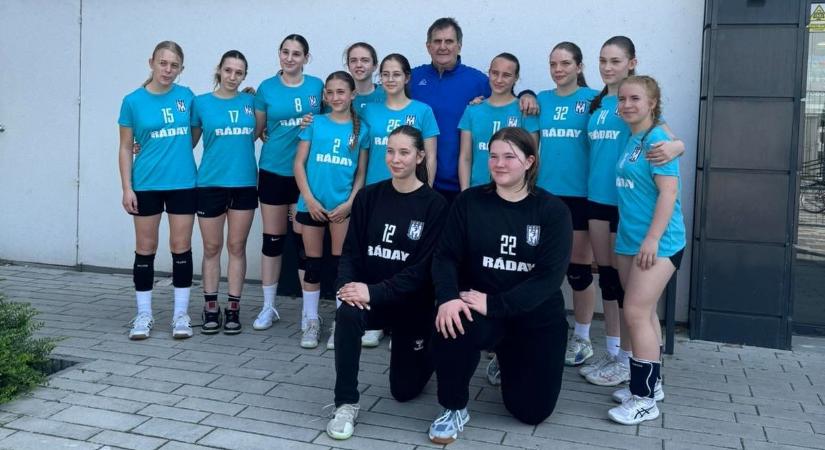 A dunaújvárosi legenda, Kolics János hetvenéves lett (videóval)