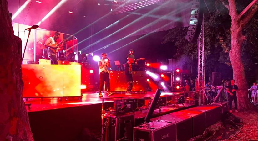 DJ-k, élő zene és tömegőrület – ilyen volt a Parti Fesztivál (képgalériával)