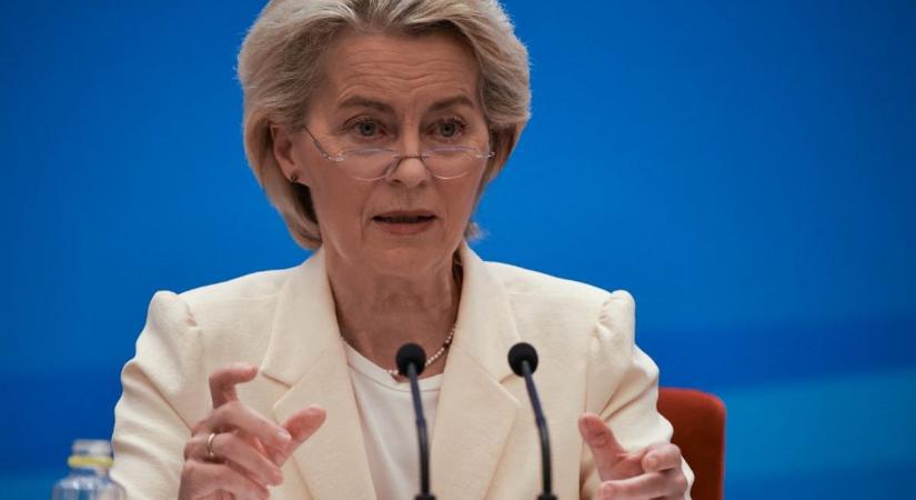 Nem kertelt az elemző: Von der Leyen az amerikaiak hasznos idiótája