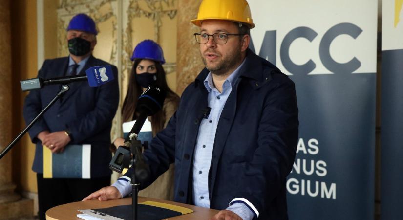 Olyan ember újítja fel az MCC miskolci ingatlanát, aki rajta volt Magyar Péter „tudjuk, kik vagytok és mit tettetek” listáján