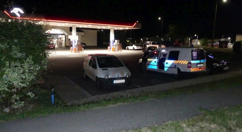 Bénán álcázta magát a sofőr, lecsaptak a rendőrök – képek