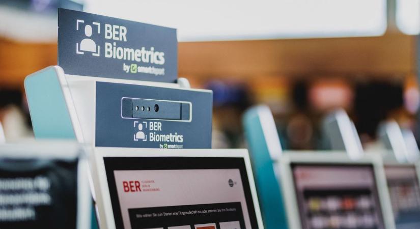 Ragaszkodnak az arcfelismerő rendszerekhez a légitársaságok
