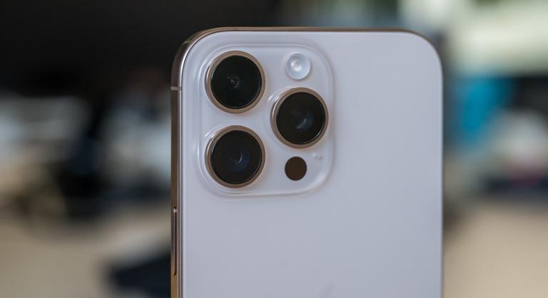 Már-már hihetetlen kamerás újításokat jósolnak az idei iPhone-ba