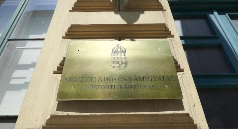 300 ezer forintos bírságot kockáztathat az a vállalkozó, aki nem tesz eleget a NAV adategyeztetésének