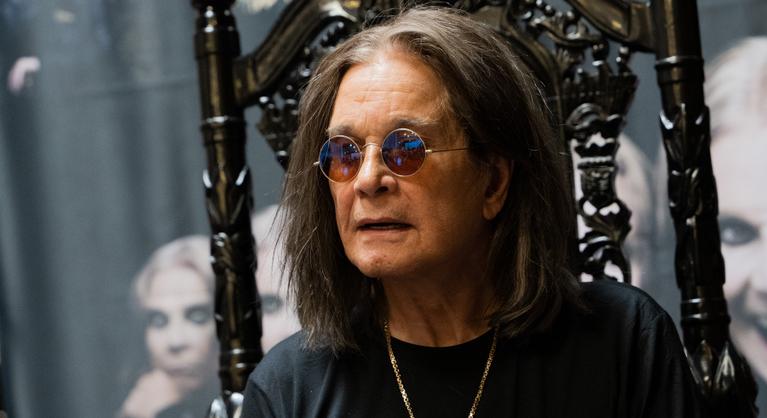 Egy meghökkentő elmélet szerint Ozzy Osbourne egy YouTube-sztár méhében reinkarnálódhatott