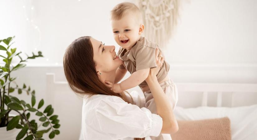 Három baba sírt fel hétfőn Győrben és Mosonmagyaróváron