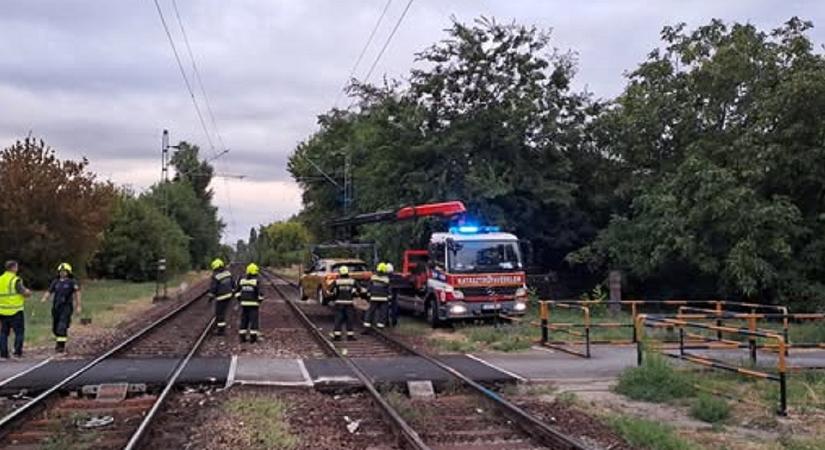 Különös eset miatt késtek a vonatok ma reggel