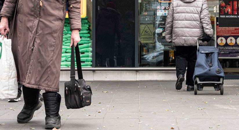 Új fejlemények a nyugdíjasok élelmiszer-utalványa ügyében