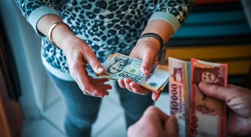 Most közölték: Aggasztó a helyzet Magyarországon (a pénzedről van szó)
