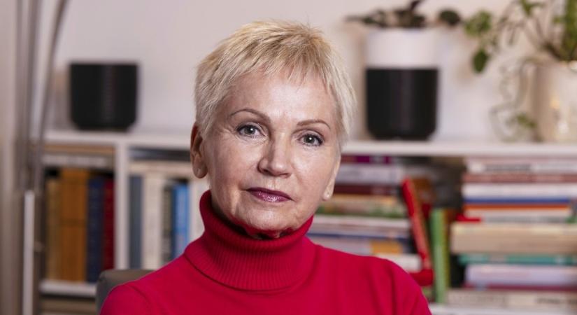 Ismert üzletember Joshi Bharat exfeleségének, Csillának az új párja