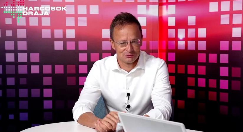 Szijjártó Péter: Az Európai Bizottság elnökével kétszer mosták fel a padlót egy héten belül (VIDEÓ)