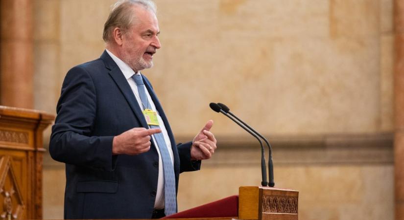 Farkas András: Kockázatos lenne a Férfi40 nyugdíj bevezetése