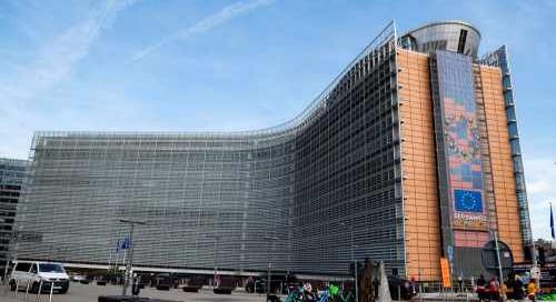 Új adónem bevezetését javasolja az Európai Bizottság