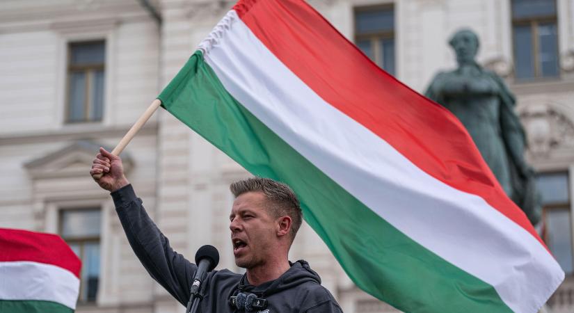 Magyar Péterbe kíméletlenül beleálltak élő adásban, a kamera alig tudta követni az eseményeket