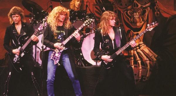 Kitől ered a Megadeth név?