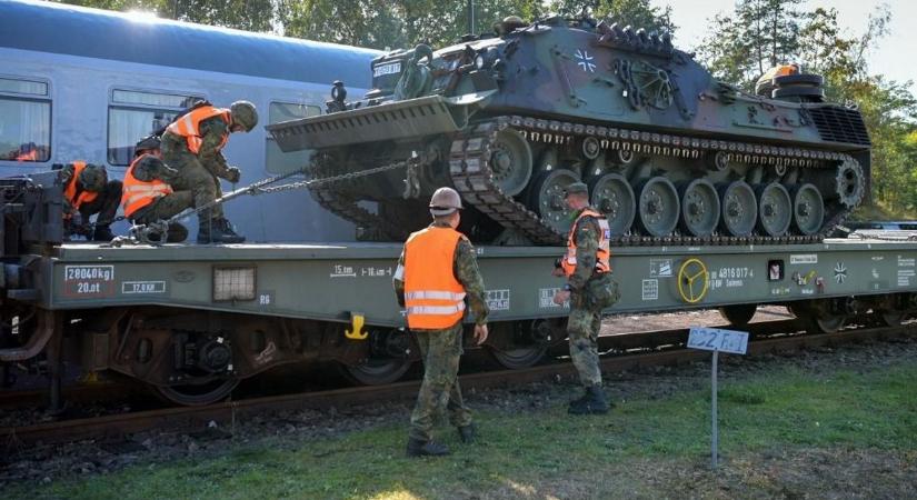 Megdöbbentő: az EU tényleg háborúra készül az oroszokkal, erre készítik fel az utakat és a vasutakat