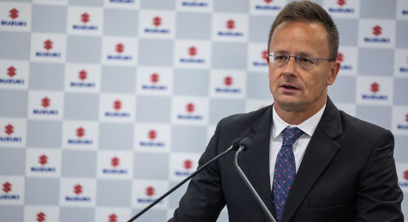 Szijjártó Péter: a Suzuki a mi autónk, ezt bizonyítja élvonalbeli szerepe is