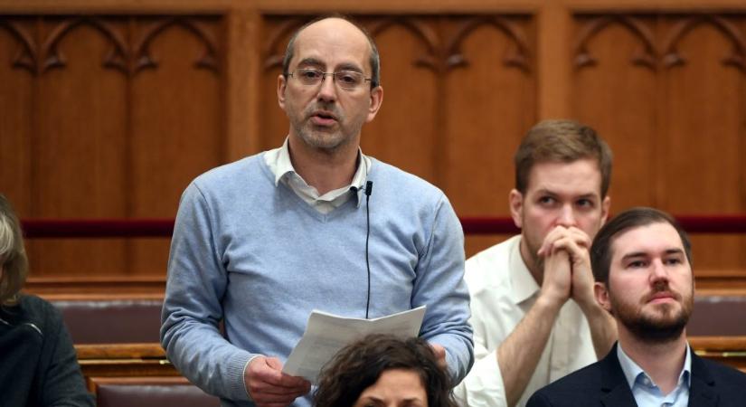 Szabó Szabolcs szerint Csepelen vagy a tiszás jelölt nyer vagy ő, a Fidesz csak harmadik lehet