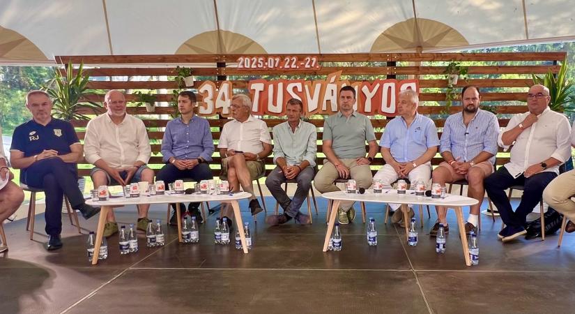 Brenzovics László is előadást tartott a Nemzetpolitikai kerekasztal – Ránk számíthatsz! című panelbeszélgetésen