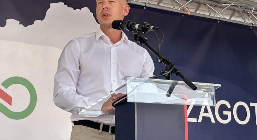 Magyar Péter szerint Orbán mára a vasfüggöny prófétája lett, a tusványosi beszéde pedig jól mutatja, mit gondol az országról
