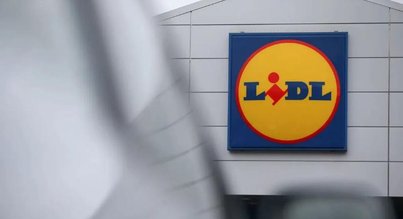 Bombameglepetéssel készül a Lidl Debrecenben? Árulkodó plakát jelent meg, itt a boltlánc válasza!