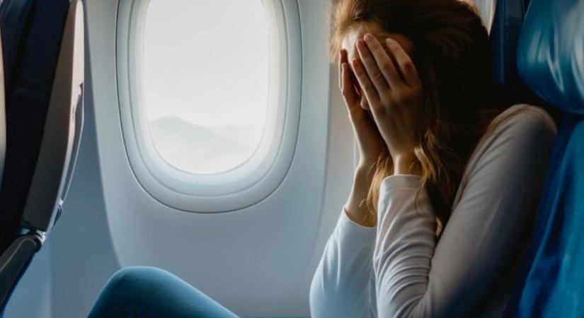 Félsz a repüléstől? Vesd be ezt az 5 egyszerű trükköt, ami azonnal segít csökkenteni a szorongásod