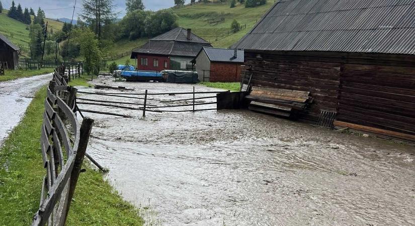 Narancssárga árvízriasztás érvényes éjfélig Székelyföldön is