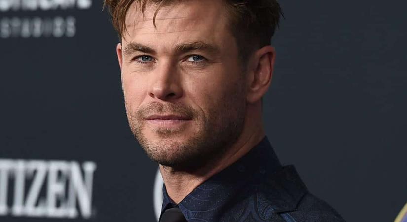 Chris Hemsworth elképesztő izmokat villantott