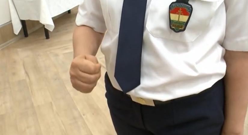 Naponta megerőszakolta férje a nemzetközi kézjellel segítséget kérő veszprémi nőt