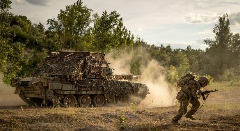 Küszöbön az orosz bekerítés! Kétségbeesett jeleket ad az ukrán hadsereg a vezetőségnek, sorsdöntő napok jönnek a háborúban
