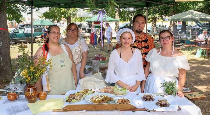Barokk ízek és élmények várnak a fertődi kastélyban