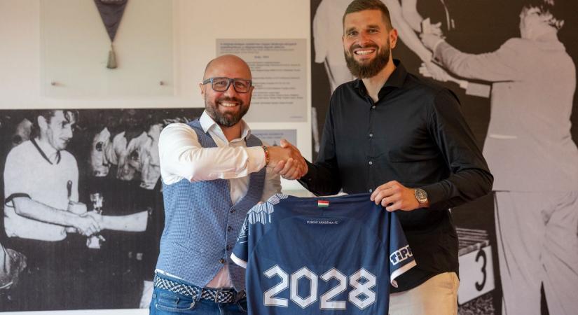 Mégsem a Fradiba igazolt: megvan Szappanos Péter új csapata