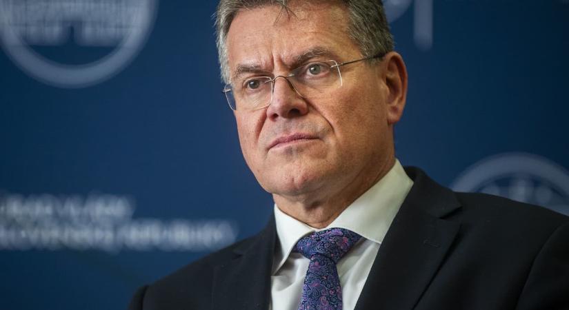 Az SNS lemondásra szólítaná fel Šefčovičot