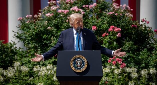 Trump bejelentette, hogy véget vetett a thaiföldi–kambodzsai háborúnak
