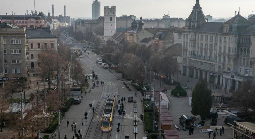 Váratlanul távozik a posztjáról a fontos debreceni intézmény vezetője