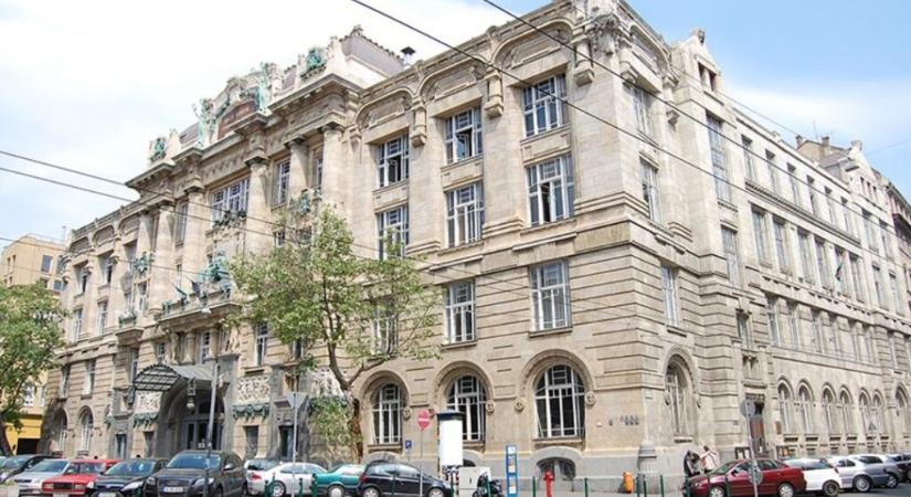 Élt-e a XX. század elején egy időutazó Budapesten?