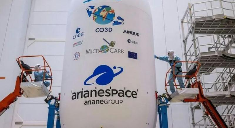Európa új műholdakat lőtt az űrbe – Az Airbus eszközei katonai célra is alkalmas 3D térképet készítenek