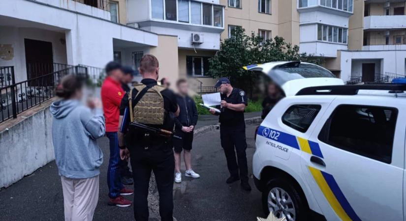Lövöldözés volt egy kijevi szupermarket közelében, egy személy megsérült, a támadót elfogták