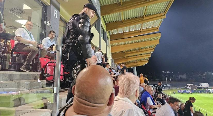 Durva döntés: Hat magyart hónapokra kitiltottak a csíkszeredai stadionból - a szitkozódást is büntették