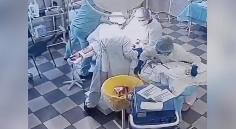 Egy kamcsatkai klinikán épp műtétet végeztek, amikor az iszonyú erejű földrengés történt