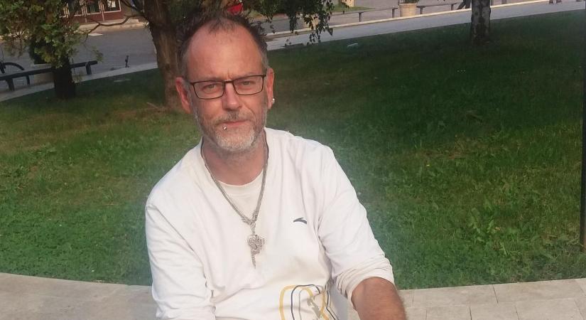 Elfogatóparancsot adtak ki a Quimby kilépett zenésze ellen